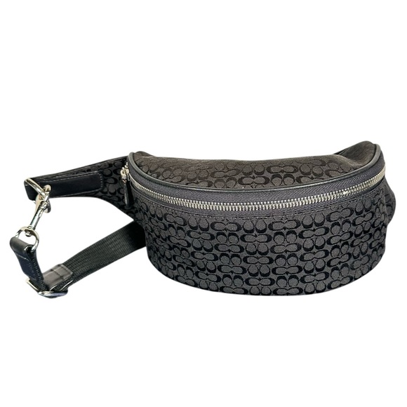 COACH Vintage Signature Jacquard Monogram Canvas Belt Bag / Waist Pack - Picture 9 of 15
